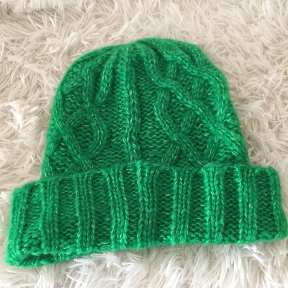 Aerie Cable Knit Beanie - Picture 4 of 5